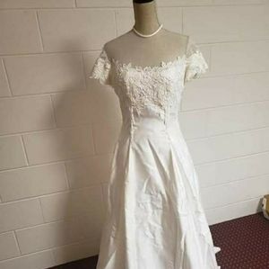 Wedding dress